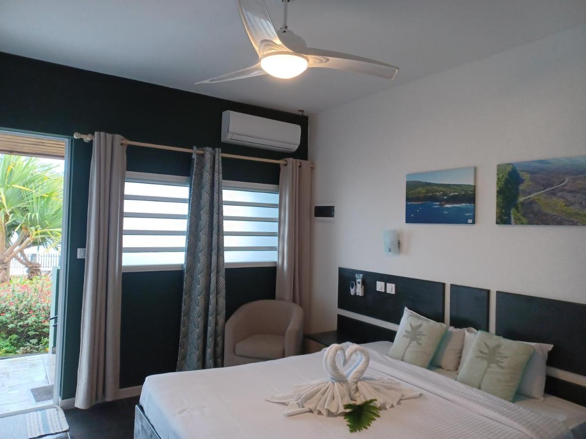 Hotel Les Embruns Du Baril Сен-Филип Екстериор снимка