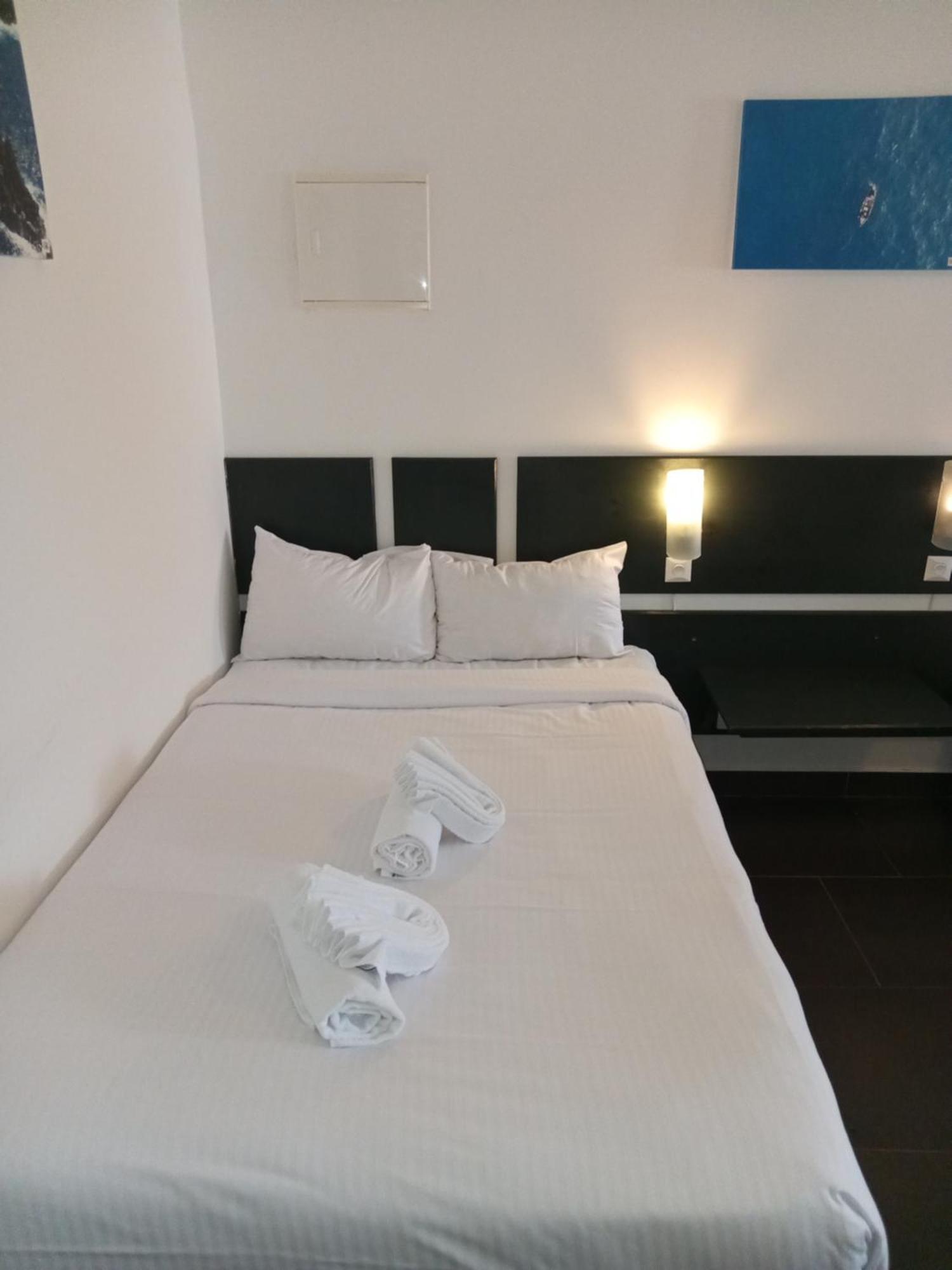 Hotel Les Embruns Du Baril Сен-Филип Екстериор снимка